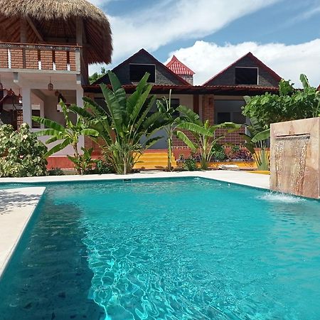 Bungalows Y Cabanas, Las Barracas De La Barra Malucano Zewnętrze zdjęcie