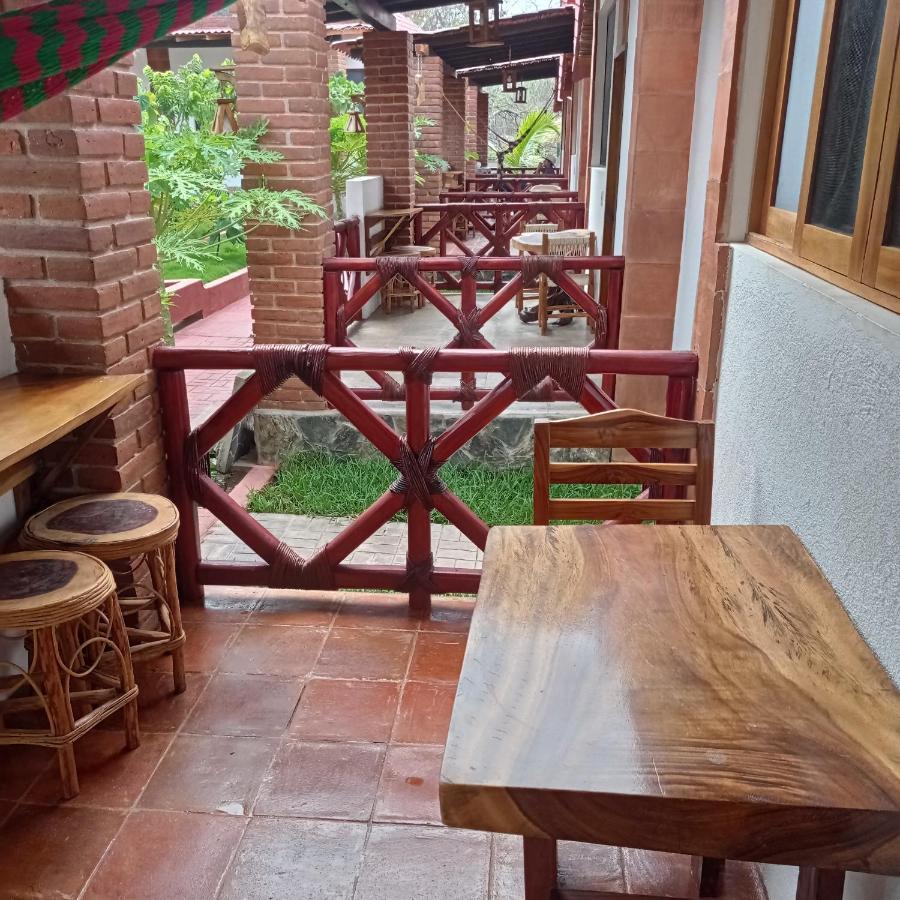 Bungalows Y Cabanas, Las Barracas De La Barra Malucano Zewnętrze zdjęcie
