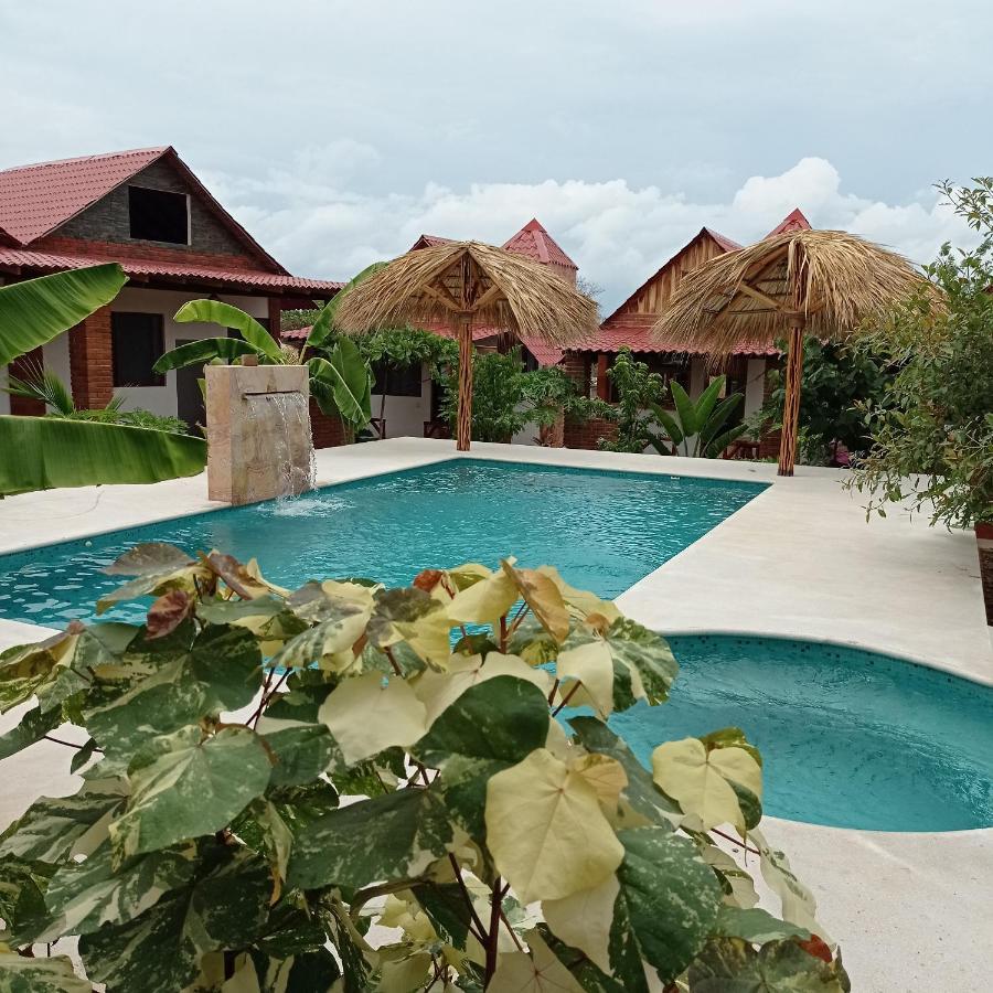 Bungalows Y Cabanas, Las Barracas De La Barra Malucano Zewnętrze zdjęcie