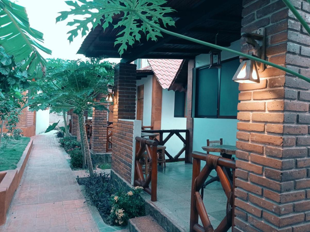 Bungalows Y Cabanas, Las Barracas De La Barra Malucano Zewnętrze zdjęcie