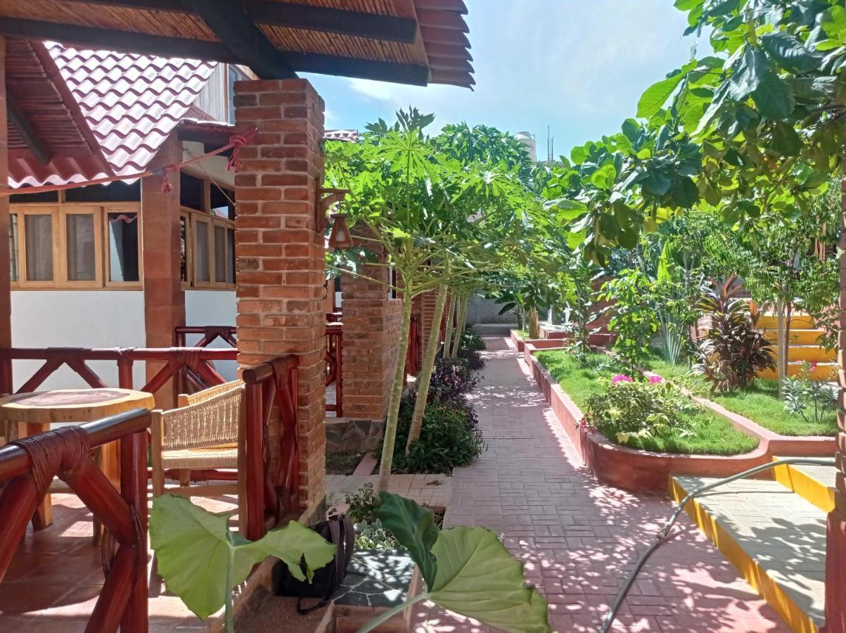 Bungalows Y Cabanas, Las Barracas De La Barra Malucano Zewnętrze zdjęcie