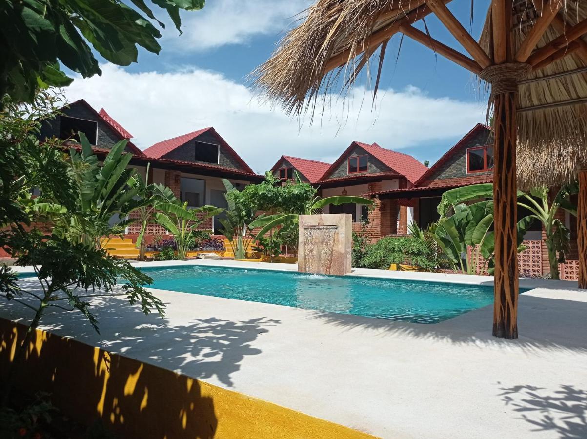Bungalows Y Cabanas, Las Barracas De La Barra Malucano Zewnętrze zdjęcie